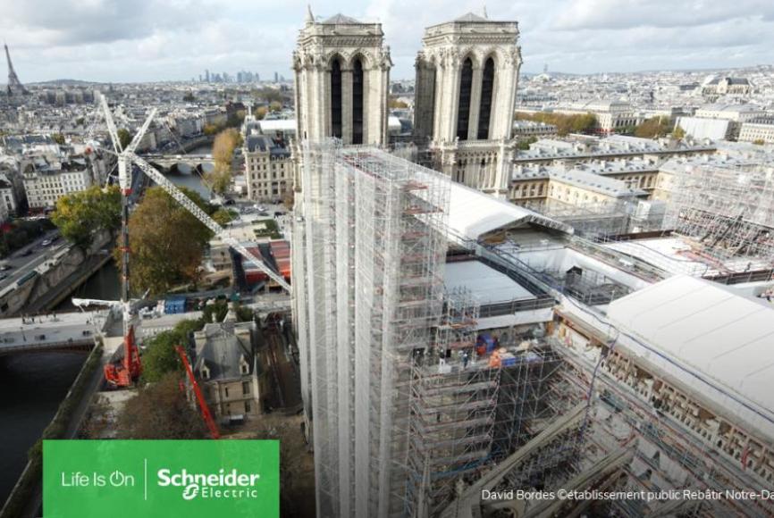 Reconstrucția Notre-Dame de Paris